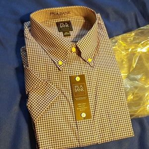 Men's short sleeve button up shirt. Jos A Banks 100% Cotton 2XLT Navy/Pink check